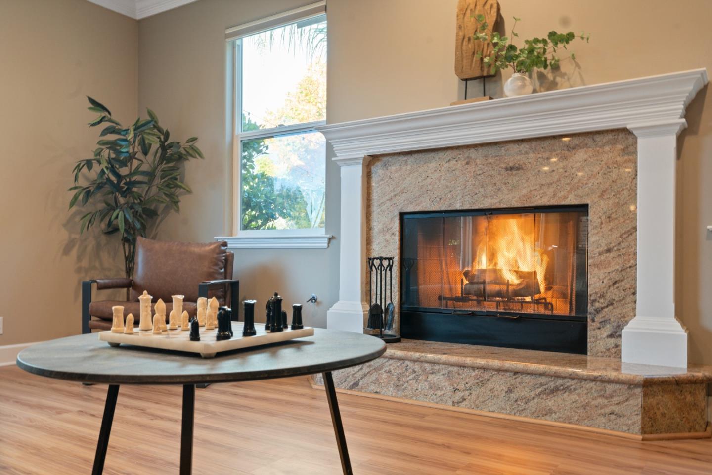 Detail Gallery Image 4 of 49 For 18 Sherman Ct, Scotts Valley,  CA 95066 - 4 Beds | 2/1 Baths