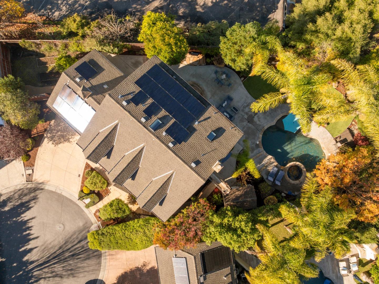 Detail Gallery Image 42 of 49 For 18 Sherman Ct, Scotts Valley,  CA 95066 - 4 Beds | 2/1 Baths