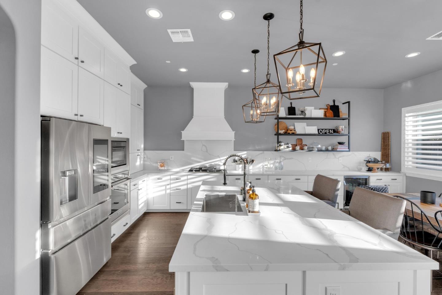 Detail Gallery Image 11 of 67 For 7277 Pitlochry Dr, Gilroy,  CA 95020 - 4 Beds | 3/1 Baths