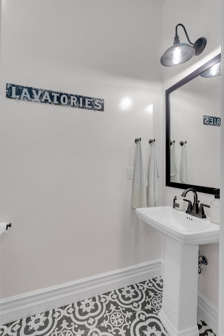 Detail Gallery Image 36 of 67 For 7277 Pitlochry Dr, Gilroy,  CA 95020 - 4 Beds | 3/1 Baths