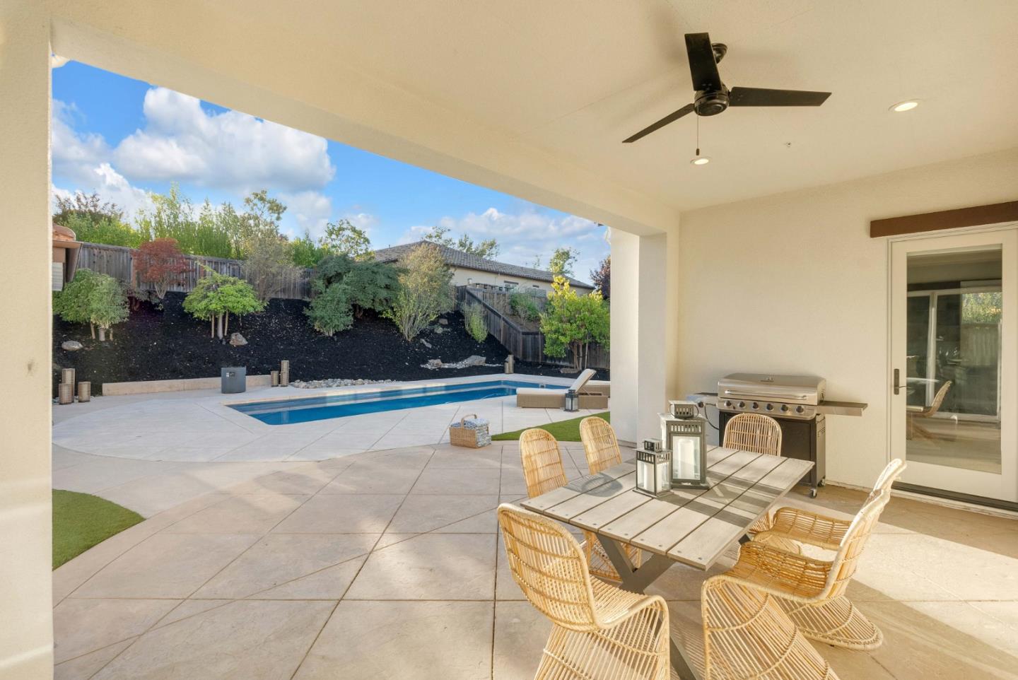 Detail Gallery Image 45 of 67 For 7277 Pitlochry Dr, Gilroy,  CA 95020 - 4 Beds | 3/1 Baths