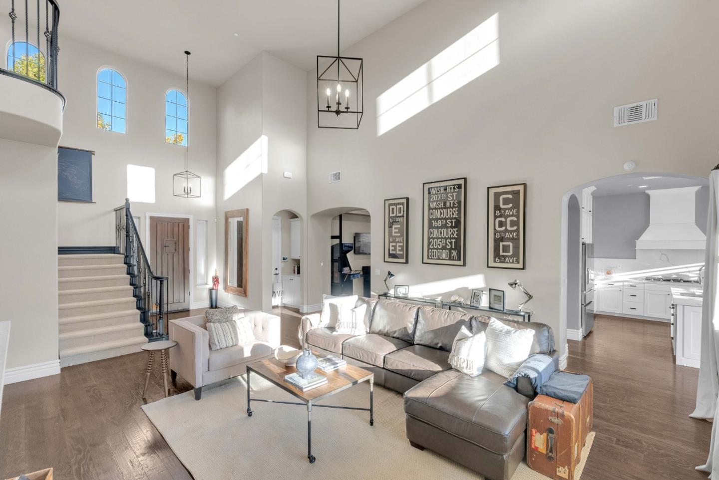 Detail Gallery Image 5 of 67 For 7277 Pitlochry Dr, Gilroy,  CA 95020 - 4 Beds | 3/1 Baths