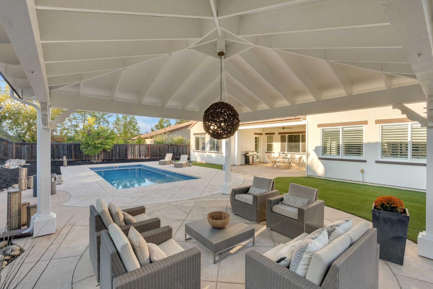 Detail Gallery Image 51 of 67 For 7277 Pitlochry Dr, Gilroy,  CA 95020 - 4 Beds | 3/1 Baths