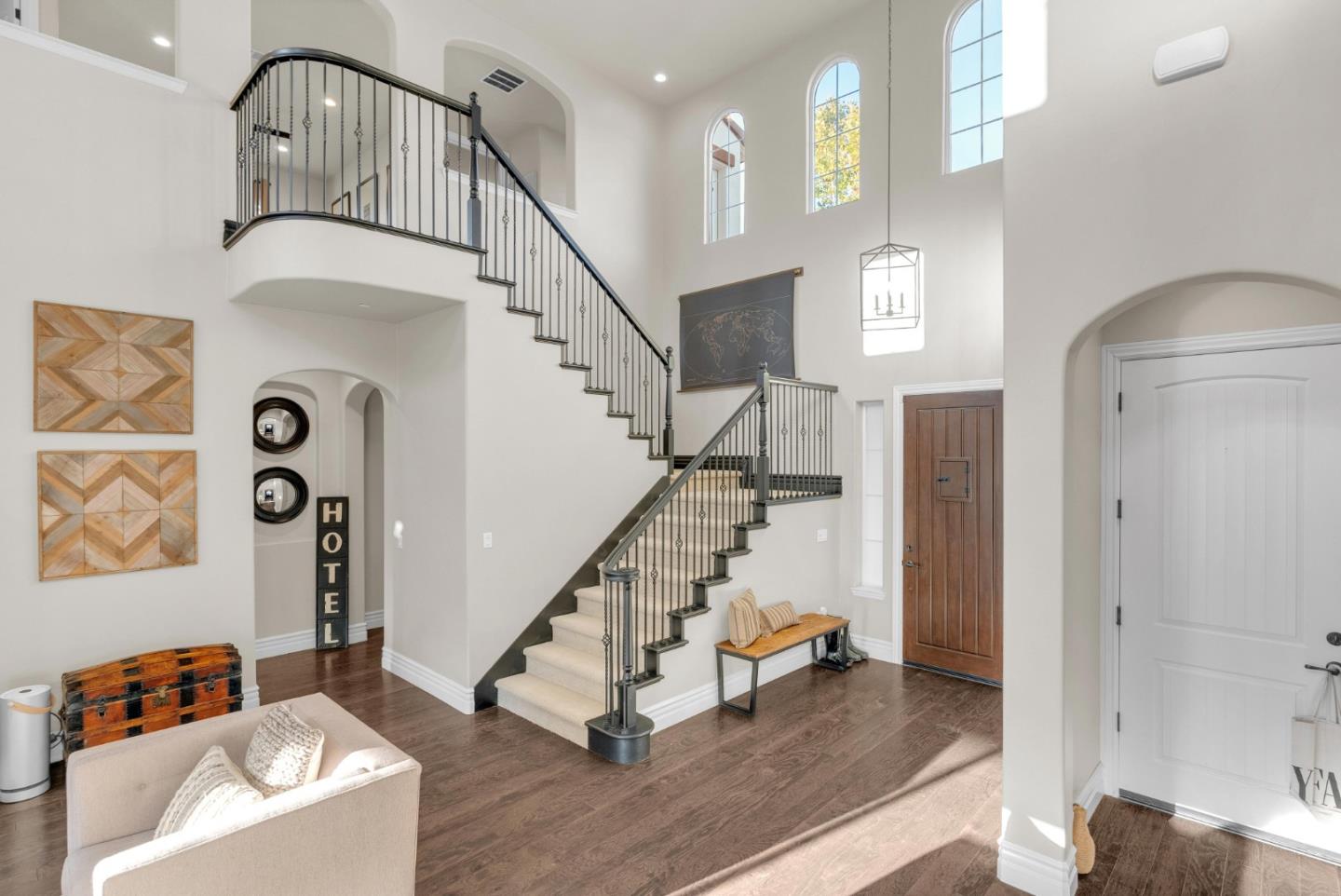 Detail Gallery Image 8 of 67 For 7277 Pitlochry Dr, Gilroy,  CA 95020 - 4 Beds | 3/1 Baths