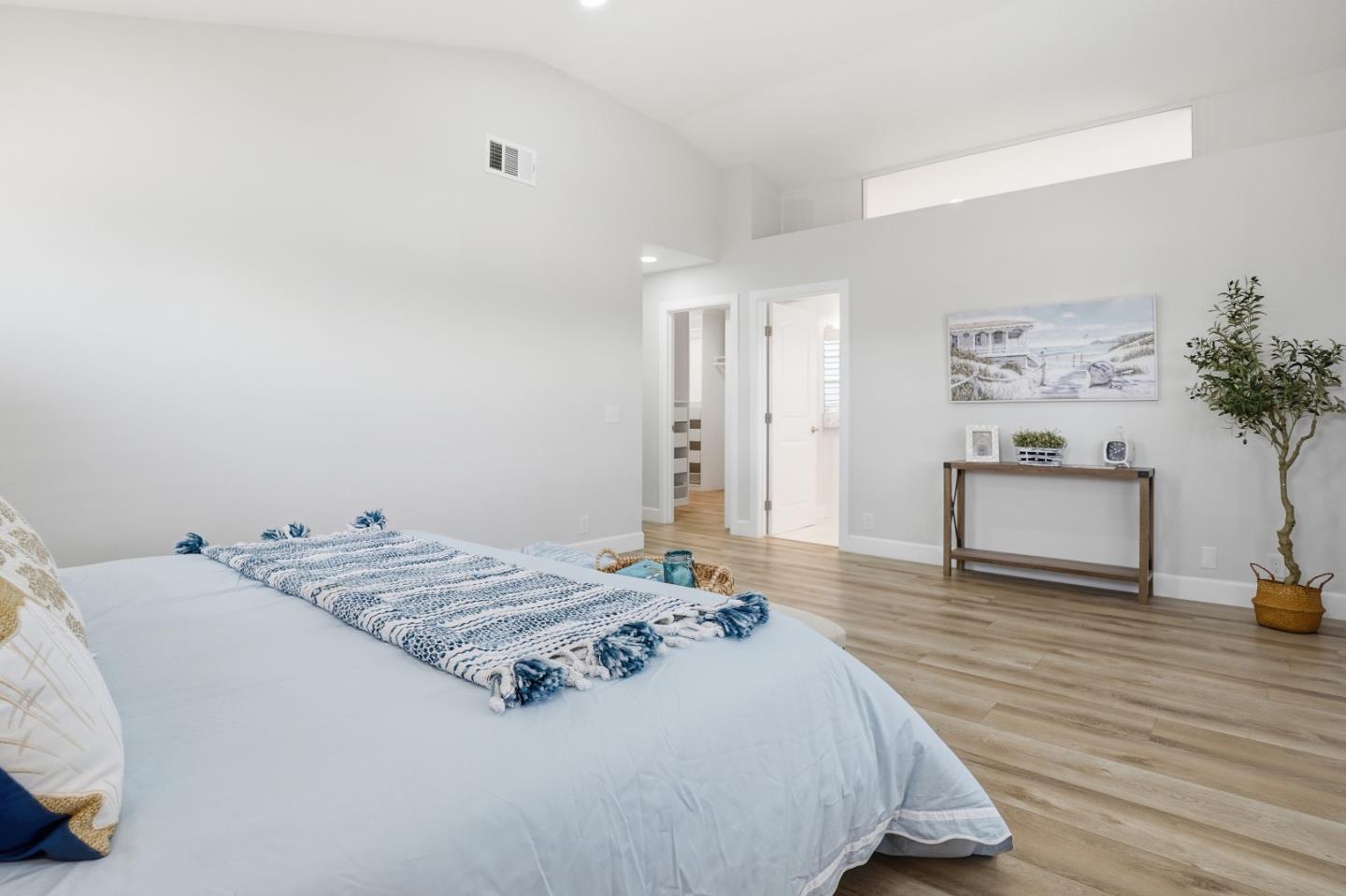 Detail Gallery Image 14 of 31 For 11383 Stonecress Ave, Fountain Valley,  CA 92708 - 6 Beds | 4/1 Baths