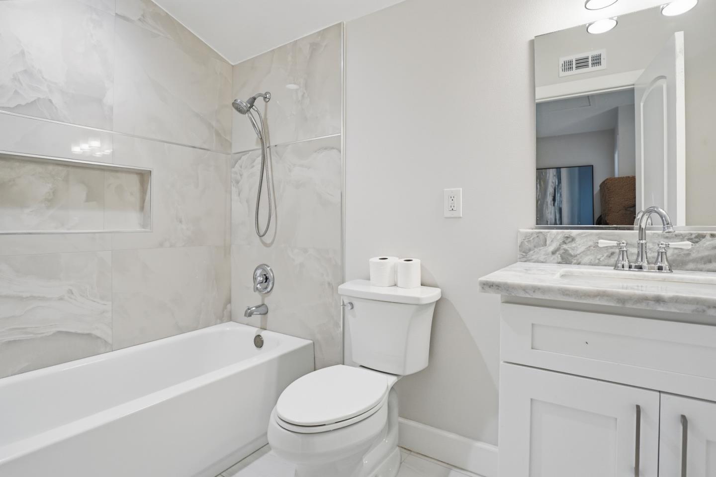 Detail Gallery Image 18 of 31 For 11383 Stonecress Ave, Fountain Valley,  CA 92708 - 6 Beds | 4/1 Baths