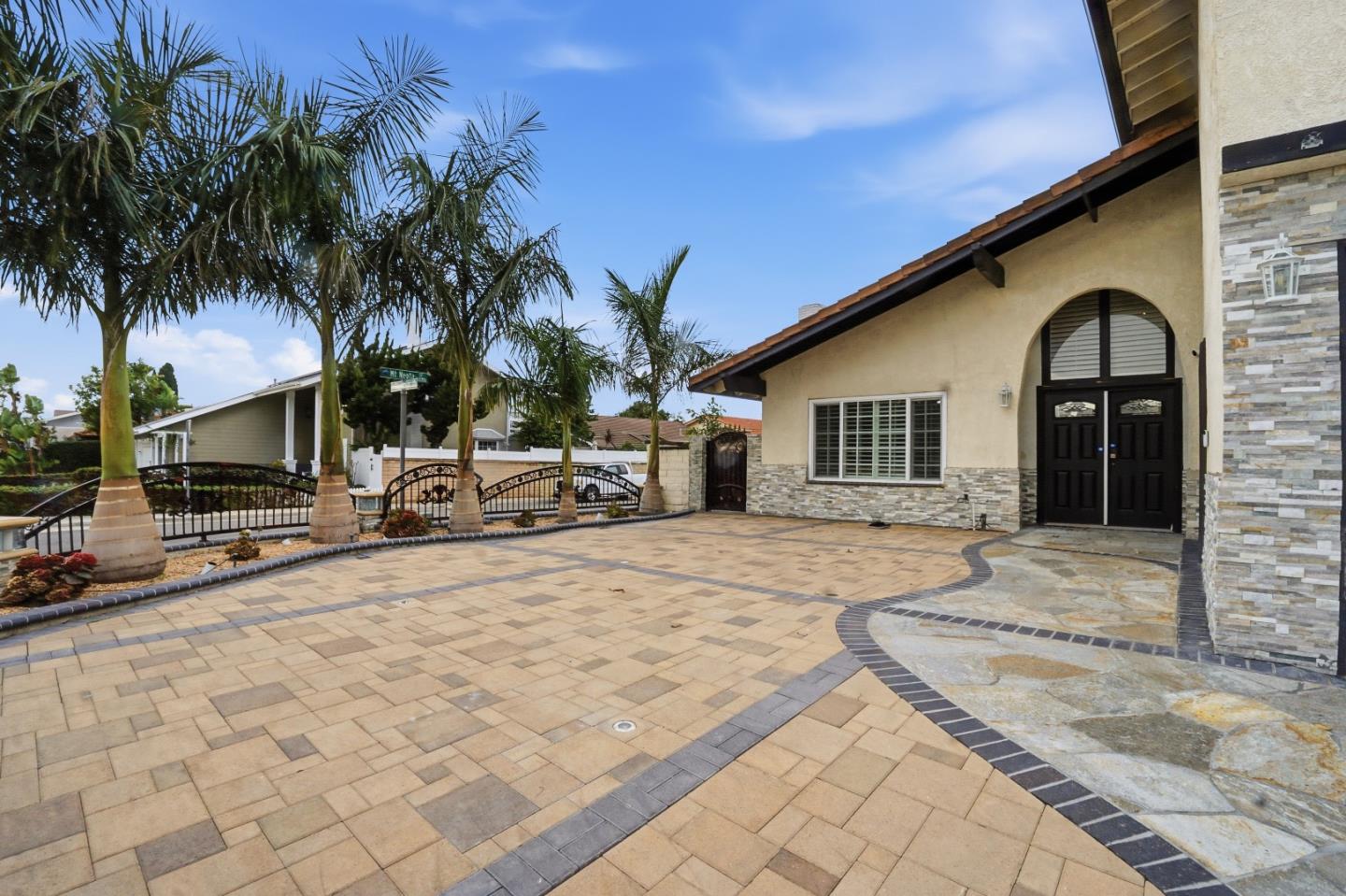 Detail Gallery Image 27 of 31 For 11383 Stonecress Ave, Fountain Valley,  CA 92708 - 6 Beds | 4/1 Baths