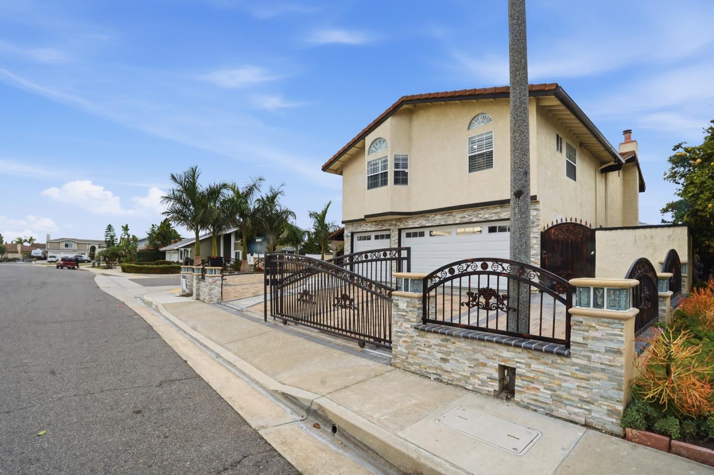 Detail Gallery Image 28 of 31 For 11383 Stonecress Ave, Fountain Valley,  CA 92708 - 6 Beds | 4/1 Baths