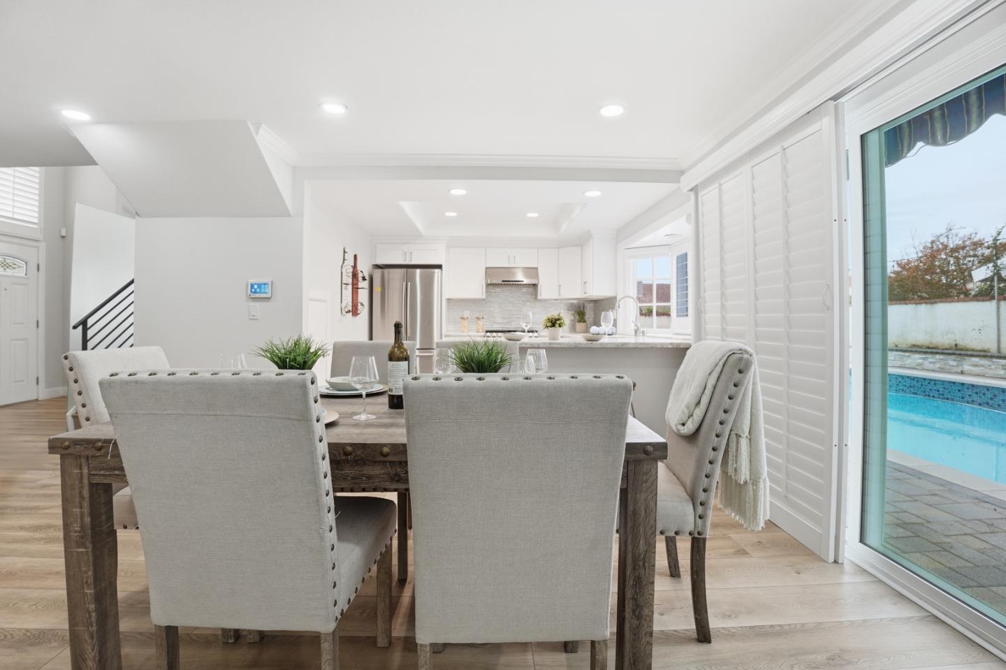 Detail Gallery Image 6 of 31 For 11383 Stonecress Ave, Fountain Valley,  CA 92708 - 6 Beds | 4/1 Baths