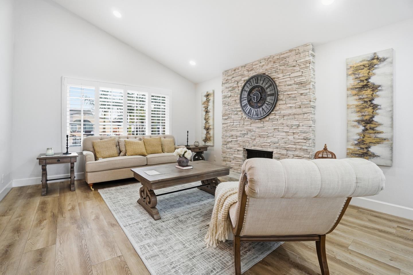 Detail Gallery Image 9 of 31 For 11383 Stonecress Ave, Fountain Valley,  CA 92708 - 6 Beds | 4/1 Baths