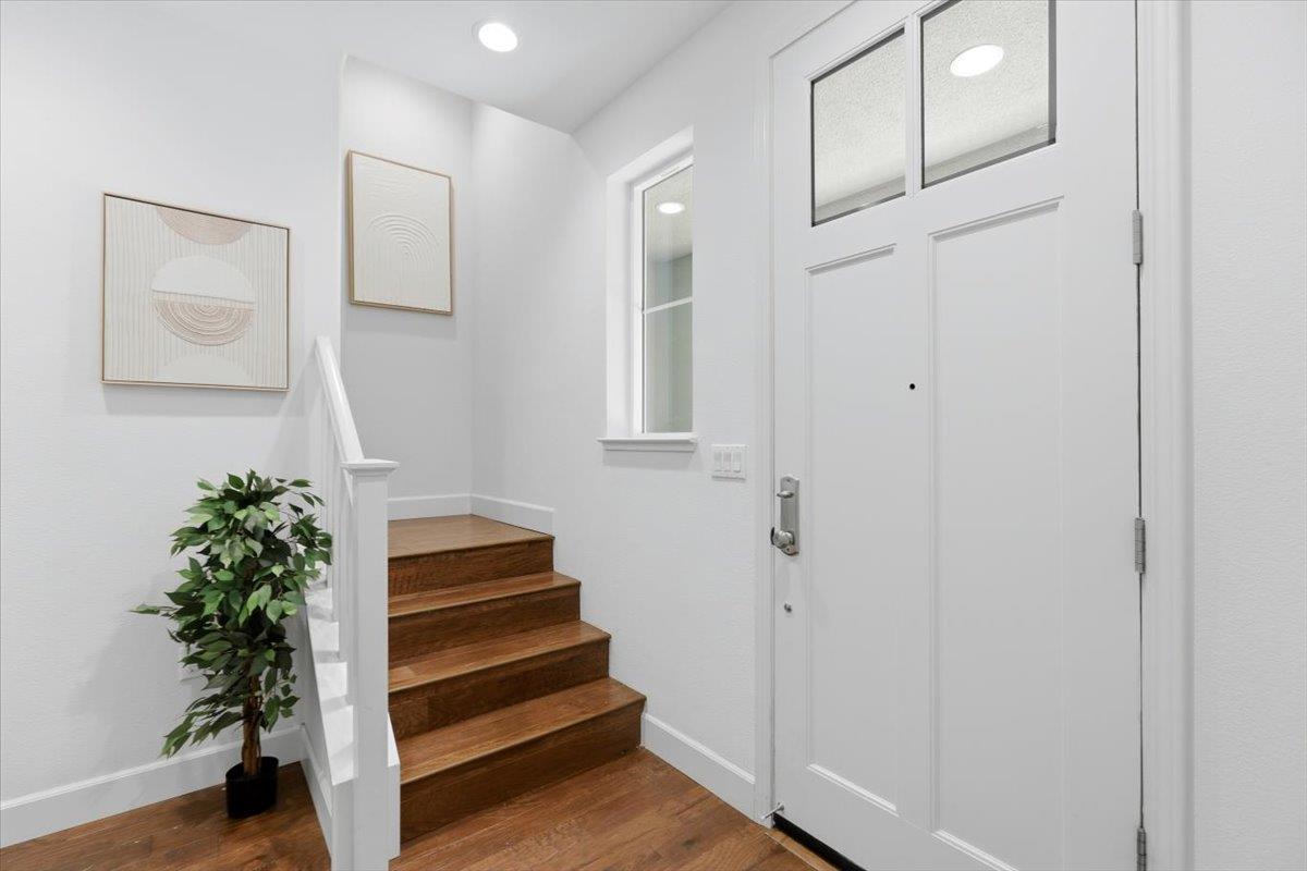 Detail Gallery Image 48 of 62 For 125 Maidenhair Ter, Sunnyvale,  CA 94086 - 3 Beds | 3/1 Baths