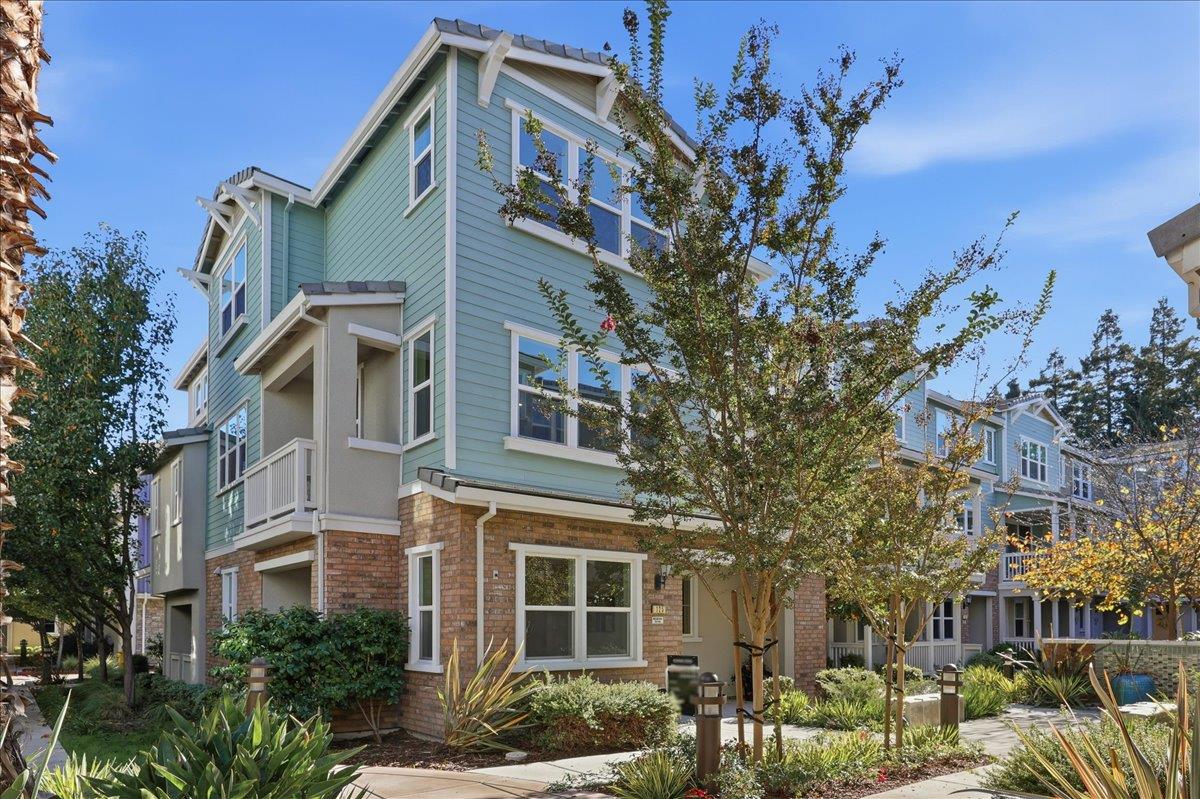 Detail Gallery Image 50 of 62 For 125 Maidenhair Ter, Sunnyvale,  CA 94086 - 3 Beds | 3/1 Baths