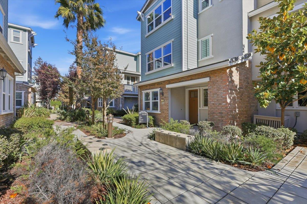 Detail Gallery Image 55 of 62 For 125 Maidenhair Ter, Sunnyvale,  CA 94086 - 3 Beds | 3/1 Baths