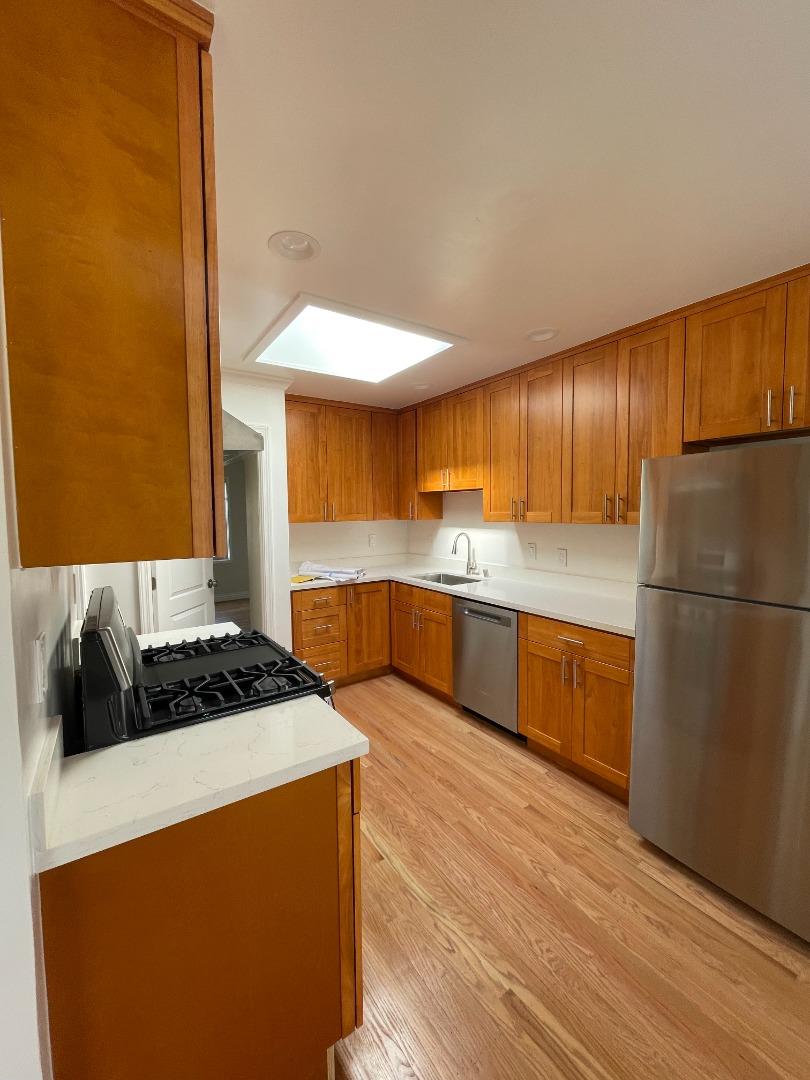 Detail Gallery Image 3 of 9 For E Street, Colma,  CA 94014 - 3 Beds | 2 Baths