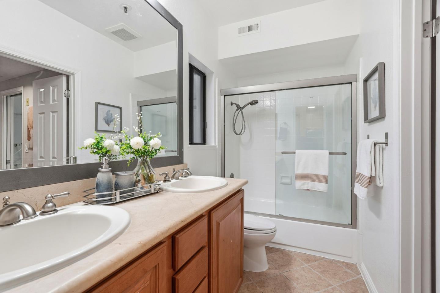 Photo #21: ML82028158 Listing: Photo #21