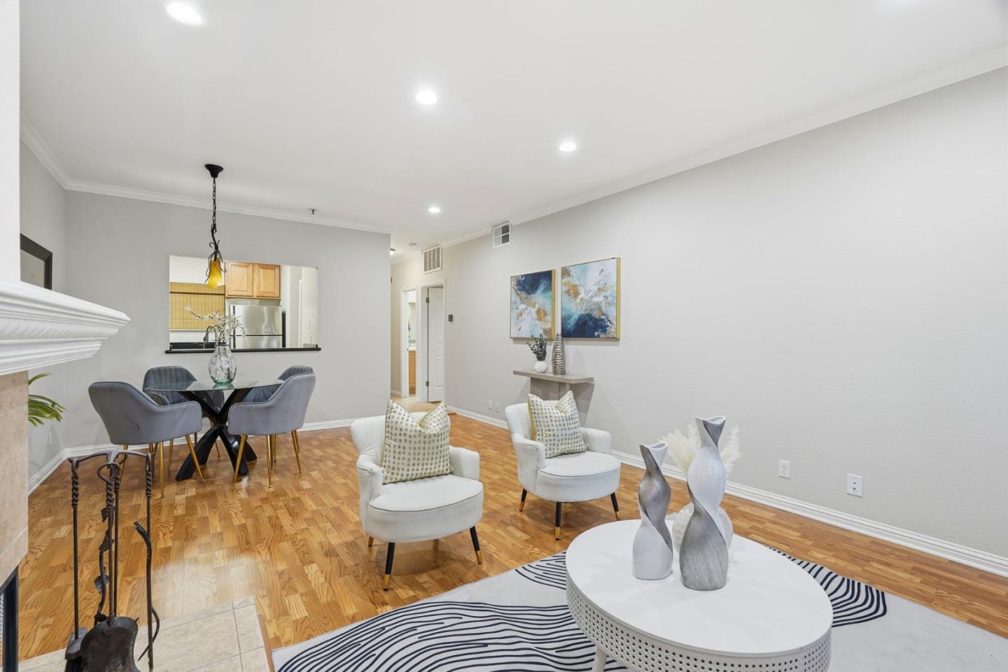 Photo #4: ML82028158 Listing: Photo #4