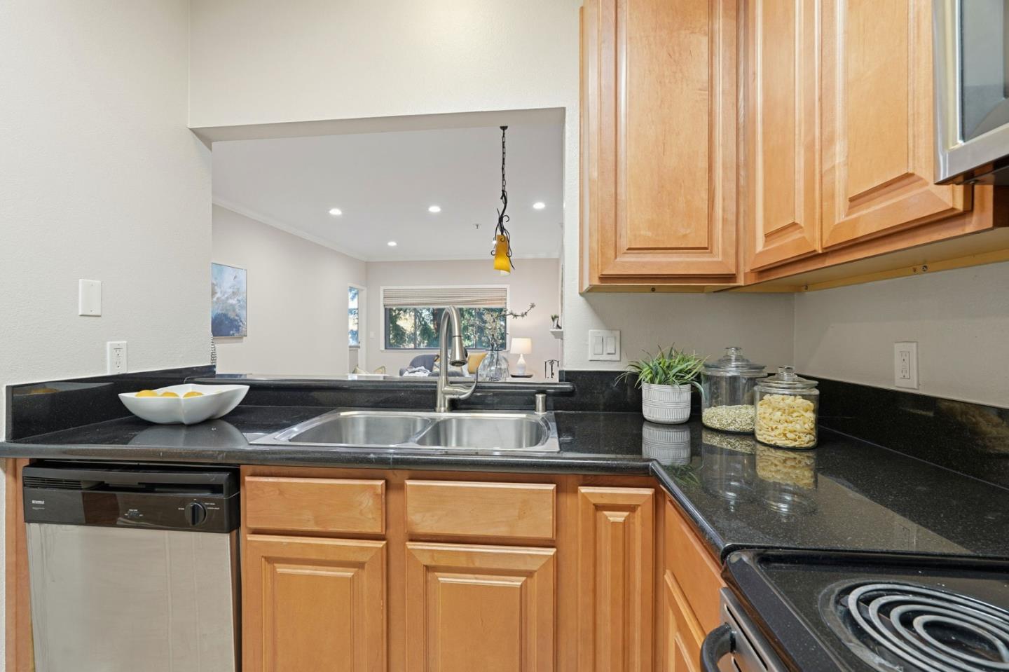 Photo #9: ML82028158 Listing: Photo #9