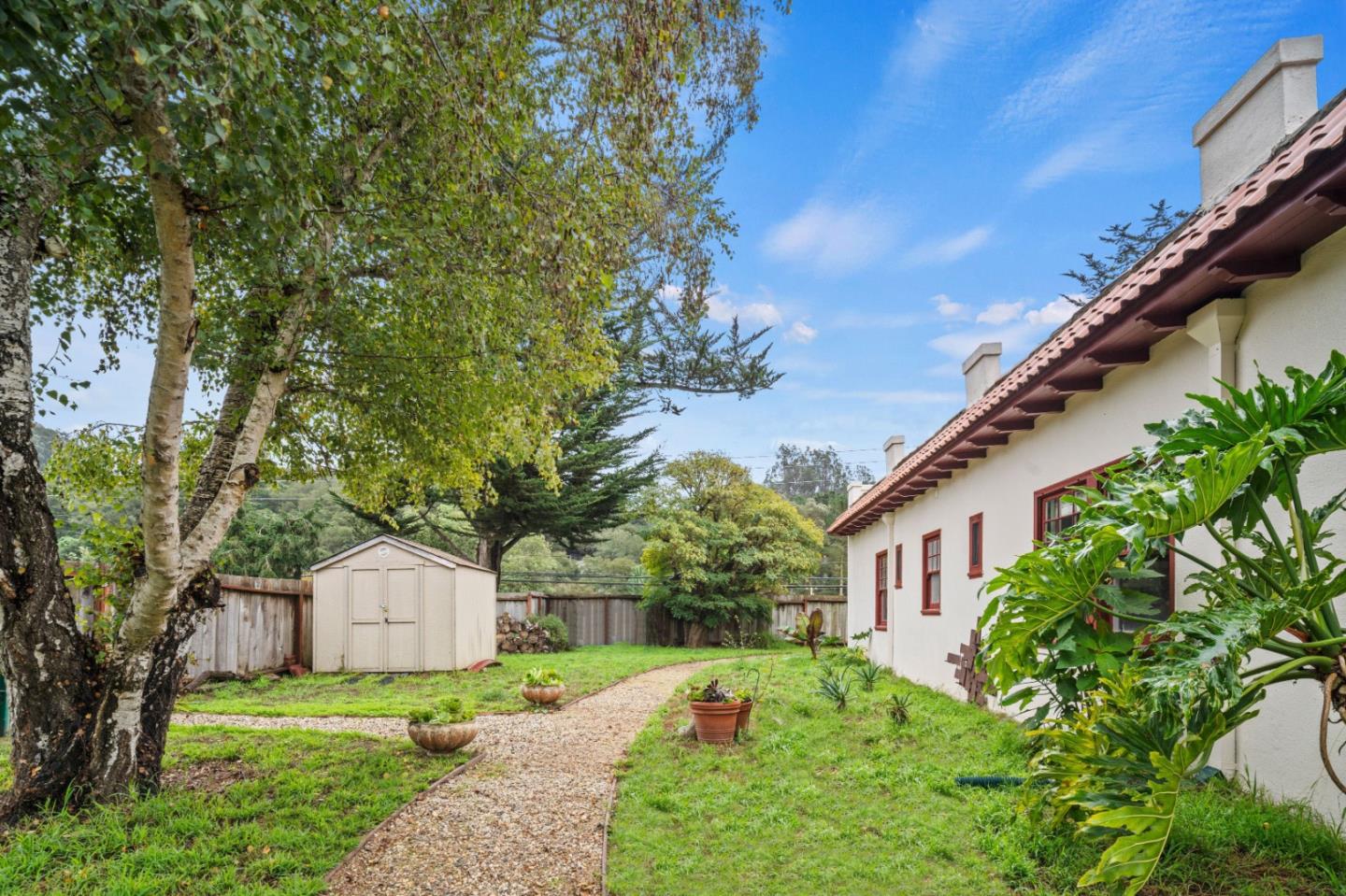 Detail Gallery Image 26 of 29 For 73 Echo Valley Rd, Salinas,  CA 93907 - 3 Beds | 1/1 Baths