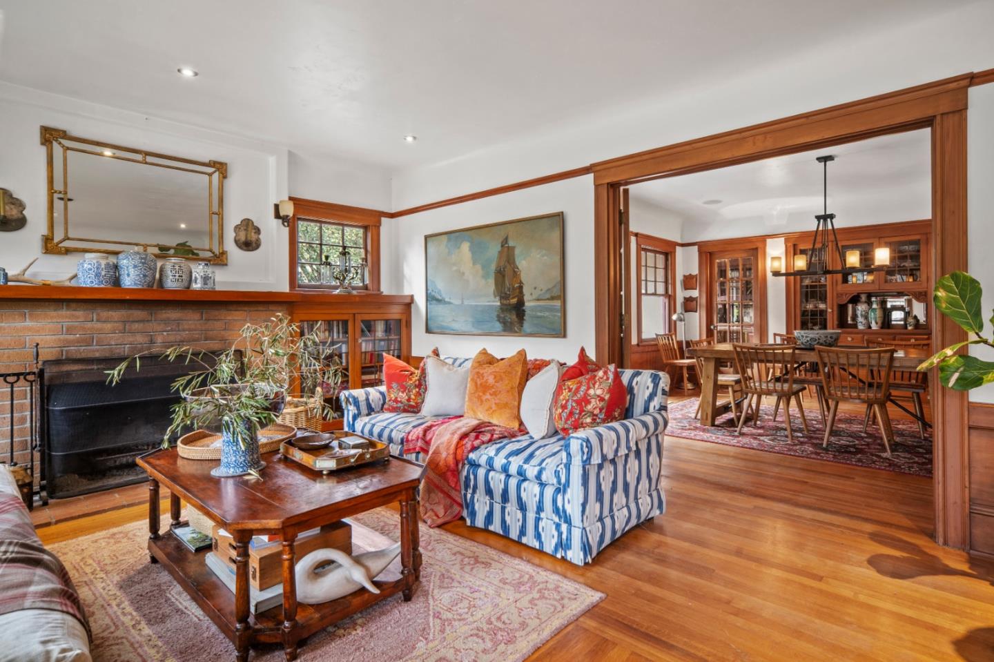 Detail Gallery Image 4 of 29 For 73 Echo Valley Rd, Salinas,  CA 93907 - 3 Beds | 1/1 Baths