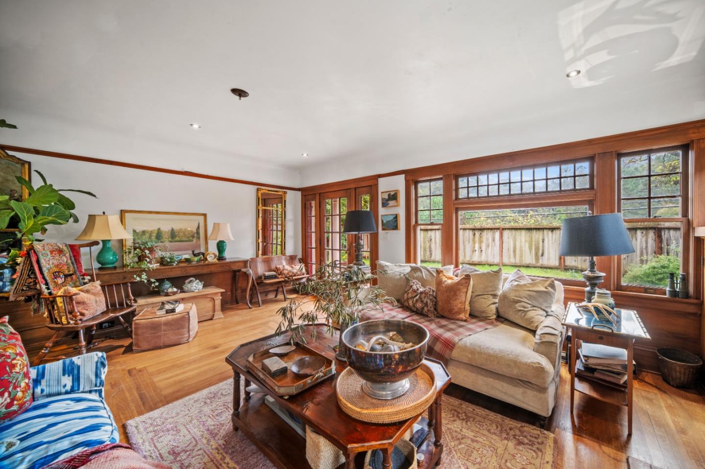 Detail Gallery Image 5 of 29 For 73 Echo Valley Rd, Salinas,  CA 93907 - 3 Beds | 1/1 Baths