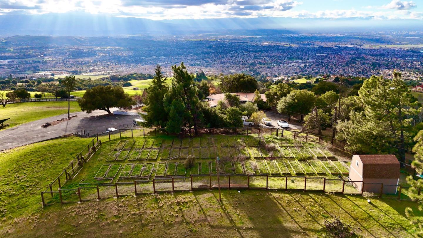 Detail Gallery Image 35 of 66 For 4393 Quimby Rd, San Jose,  CA 95148 - 3 Beds | 2/1 Baths
