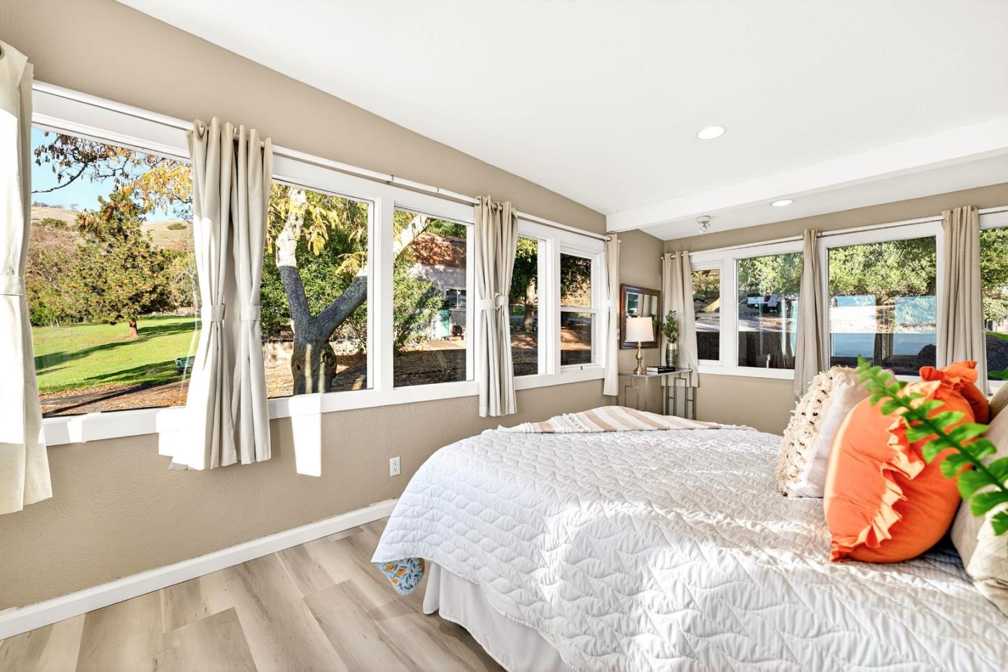 Detail Gallery Image 8 of 66 For 4393 Quimby Rd, San Jose,  CA 95148 - 3 Beds | 2/1 Baths