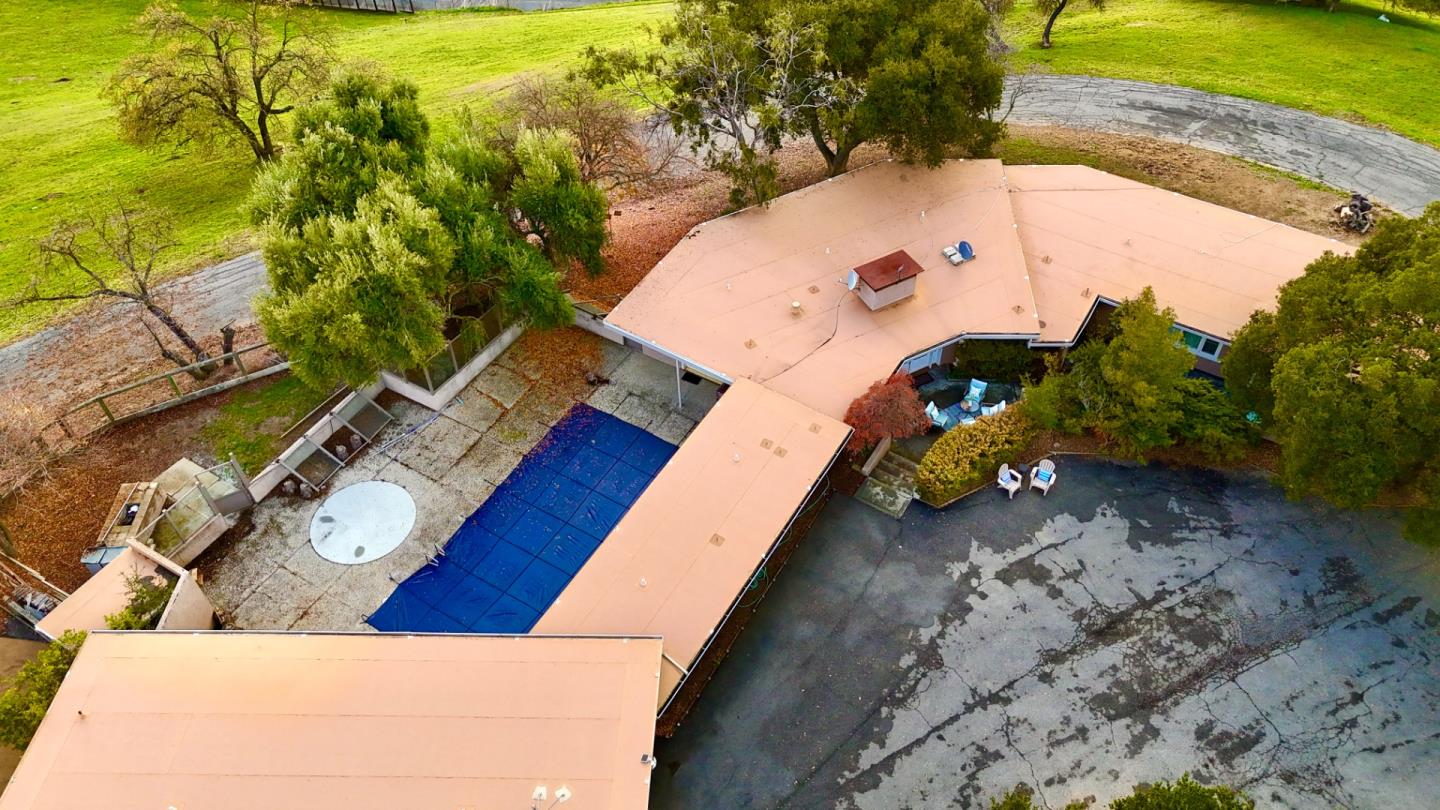 Detail Gallery Image 9 of 66 For 4393 Quimby Rd, San Jose,  CA 95148 - 3 Beds | 2/1 Baths