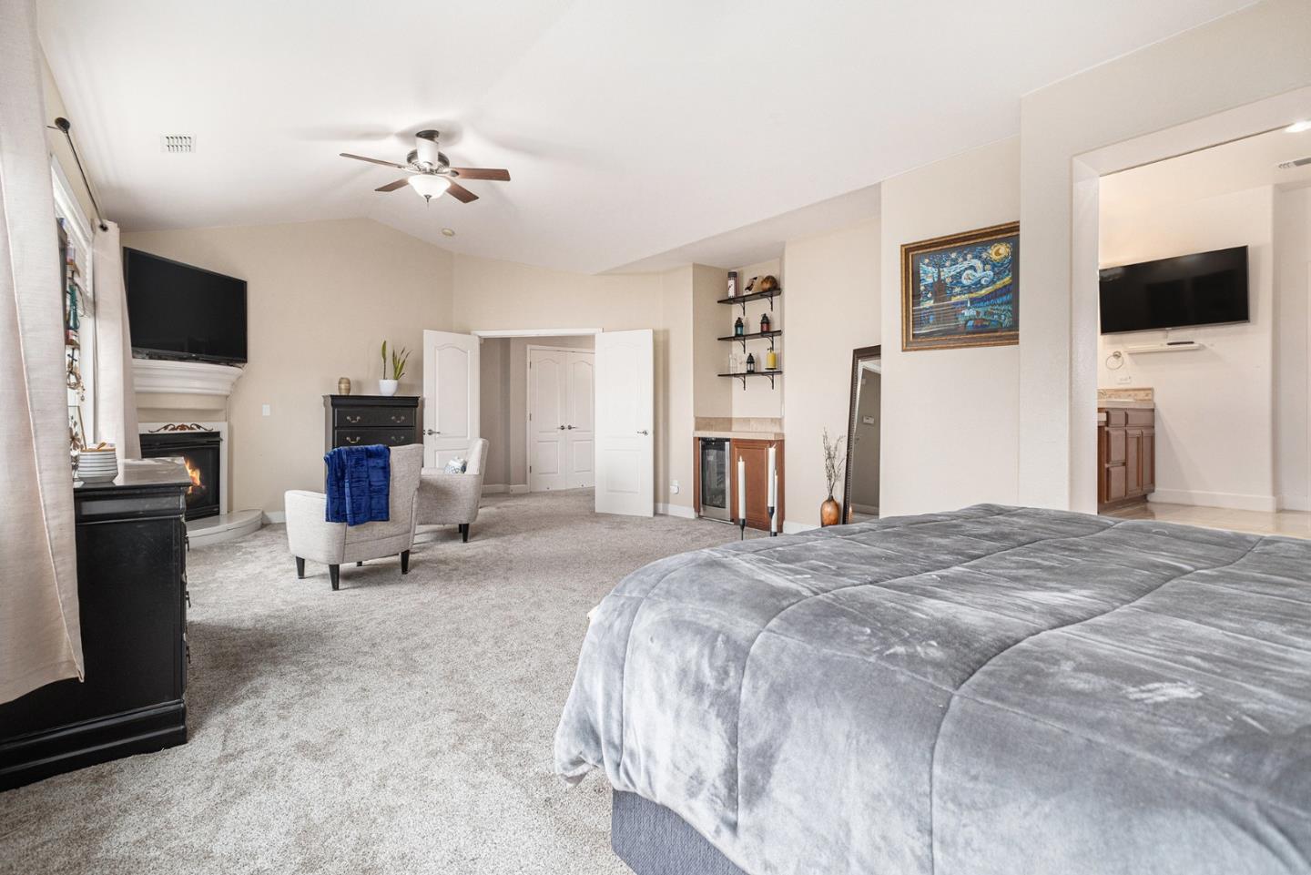 Detail Gallery Image 25 of 63 For 130 Ridge Crest Ct, Oakley,  CA 94561 - 5 Beds | 3 Baths