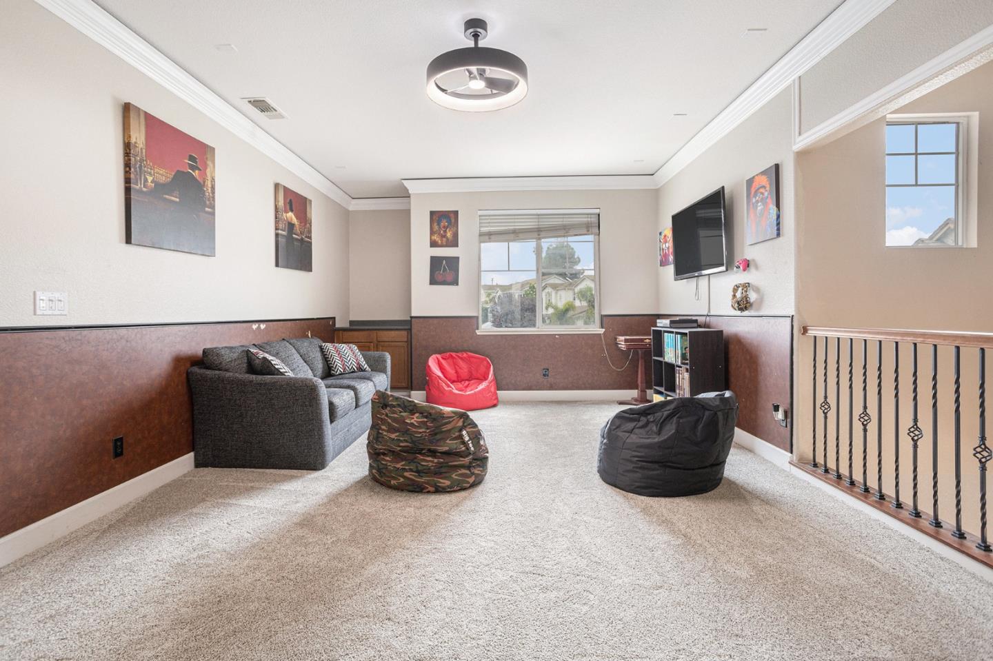 Detail Gallery Image 31 of 63 For 130 Ridge Crest Ct, Oakley,  CA 94561 - 5 Beds | 3 Baths