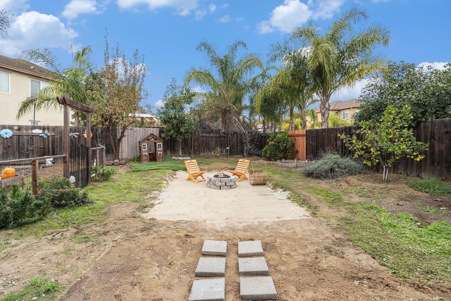 Detail Gallery Image 43 of 63 For 130 Ridge Crest Ct, Oakley,  CA 94561 - 5 Beds | 3 Baths