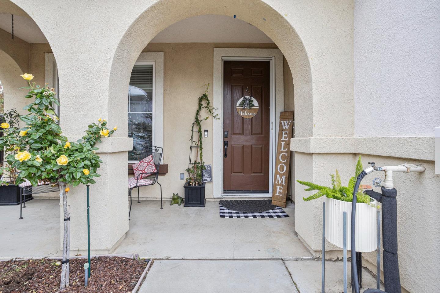 Detail Gallery Image 5 of 63 For 130 Ridge Crest Ct, Oakley,  CA 94561 - 5 Beds | 3 Baths