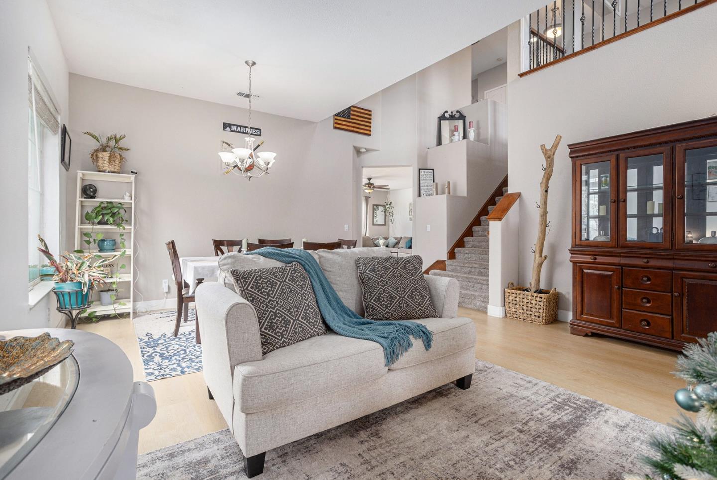 Detail Gallery Image 7 of 63 For 130 Ridge Crest Ct, Oakley,  CA 94561 - 5 Beds | 3 Baths