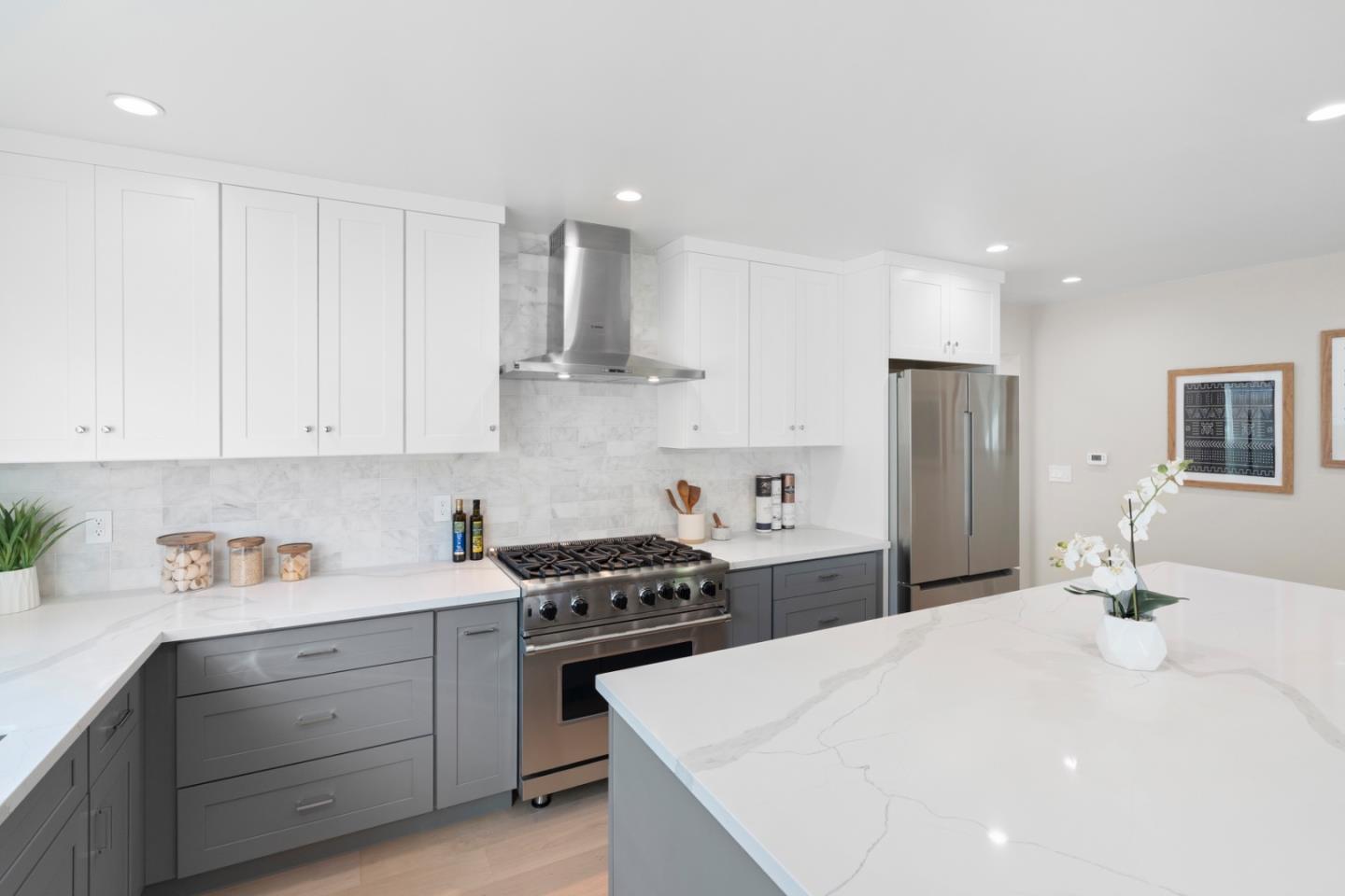 Detail Gallery Image 10 of 30 For 2105 Stratford Way, San Mateo,  CA 94403 - 3 Beds | 2/1 Baths