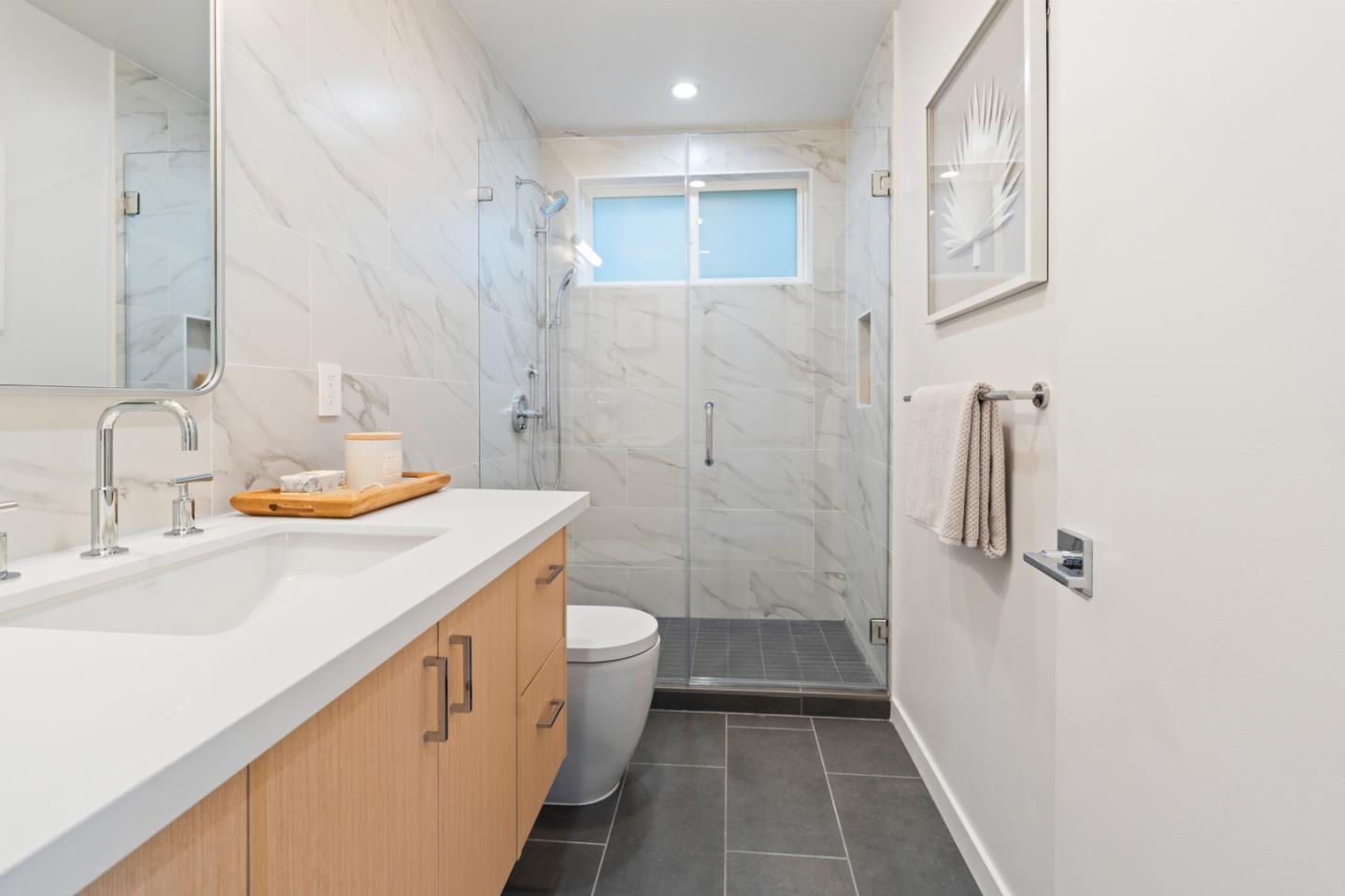 Detail Gallery Image 20 of 30 For 2105 Stratford Way, San Mateo,  CA 94403 - 3 Beds | 2/1 Baths