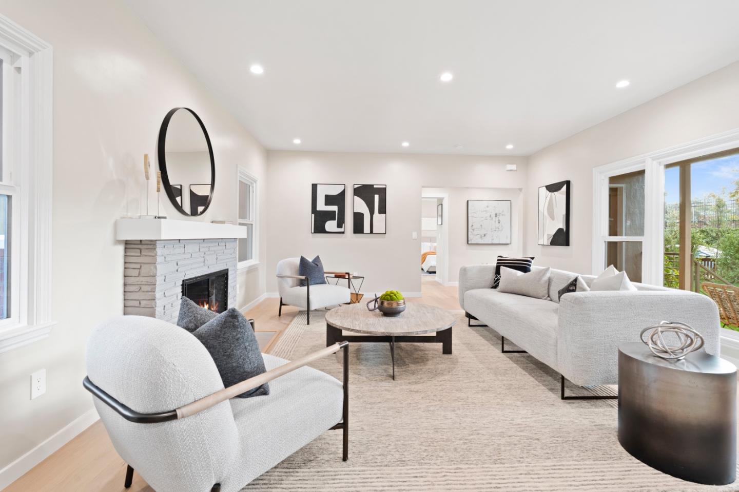 Detail Gallery Image 7 of 30 For 2105 Stratford Way, San Mateo,  CA 94403 - 3 Beds | 2/1 Baths