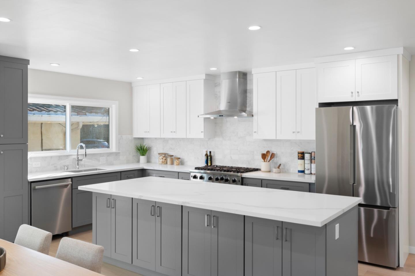 Detail Gallery Image 9 of 30 For 2105 Stratford Way, San Mateo,  CA 94403 - 3 Beds | 2/1 Baths