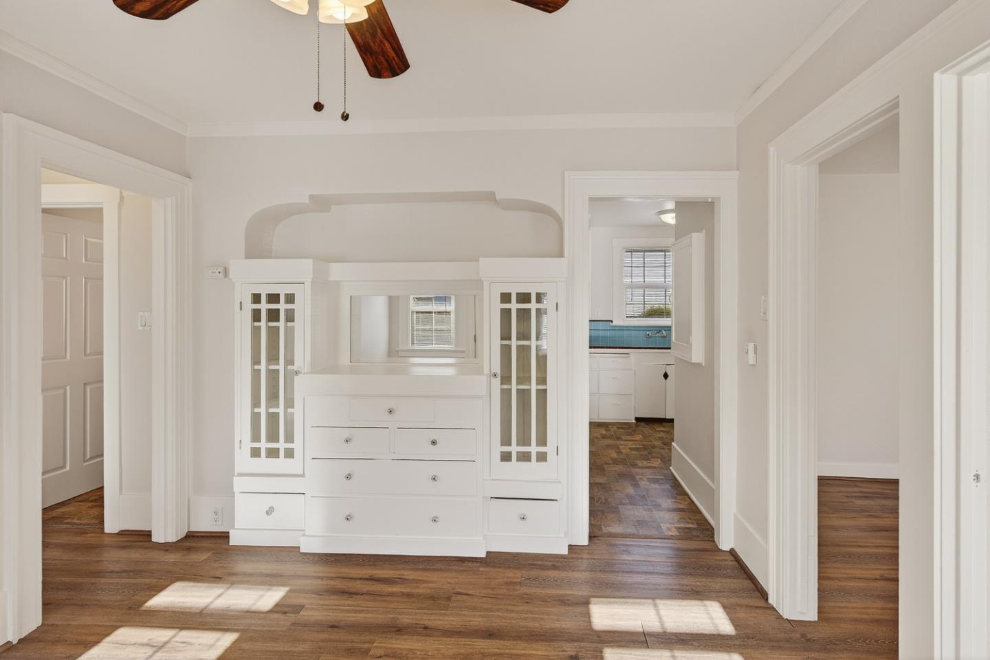 Detail Gallery Image 7 of 29 For 937 S 7th St, San Jose,  CA 95112 - 3 Beds | 1/1 Baths