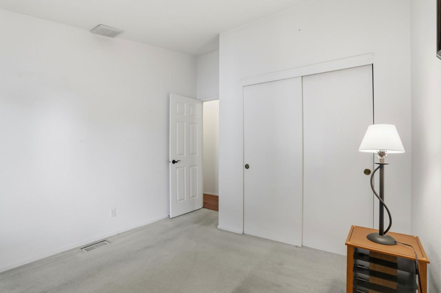 Detail Gallery Image 19 of 37 For 1220 Tasman Dr #142,  Sunnyvale,  CA 94089 - 3 Beds | 2 Baths