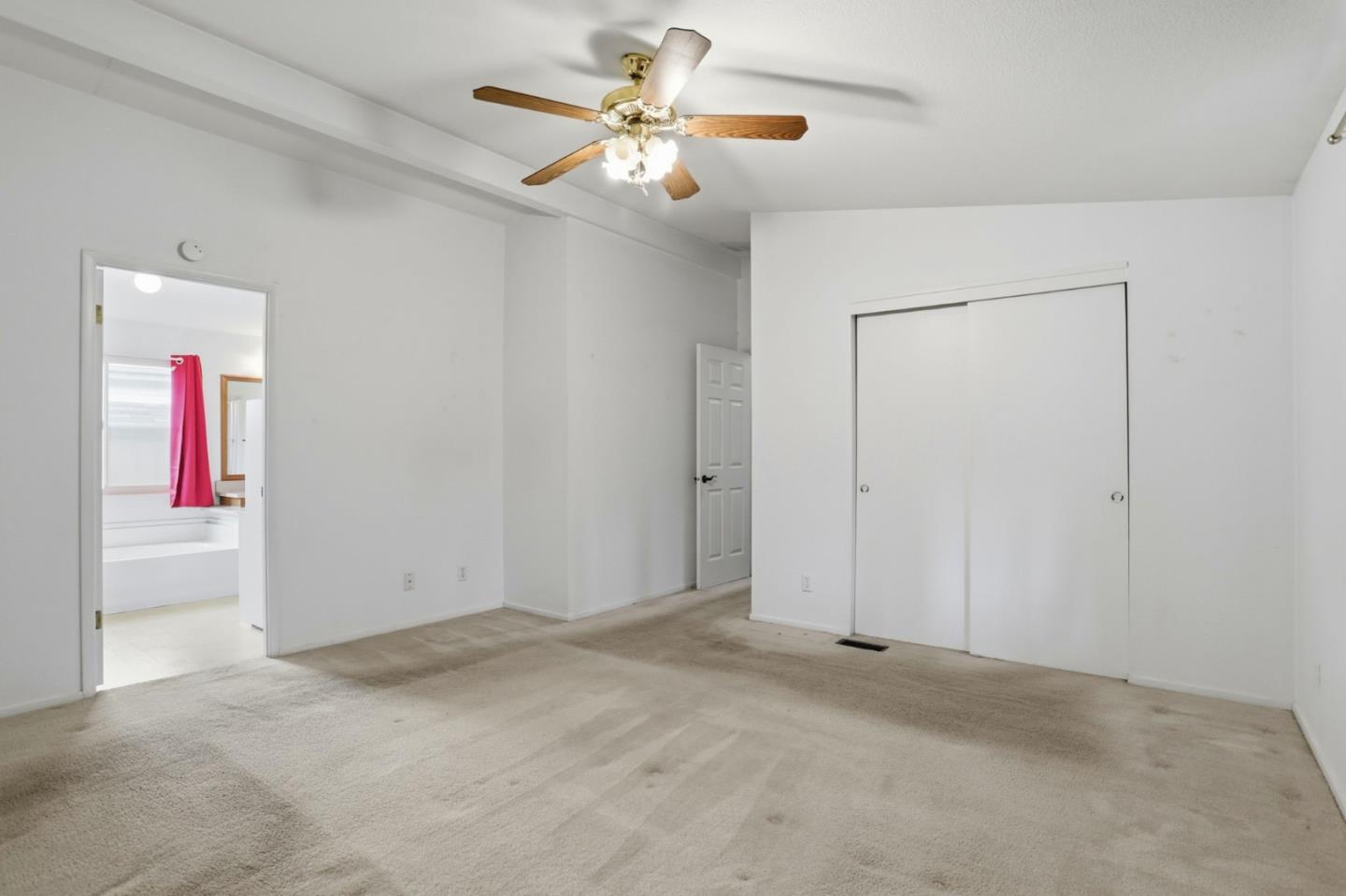 Detail Gallery Image 22 of 37 For 1220 Tasman Dr #142,  Sunnyvale,  CA 94089 - 3 Beds | 2 Baths