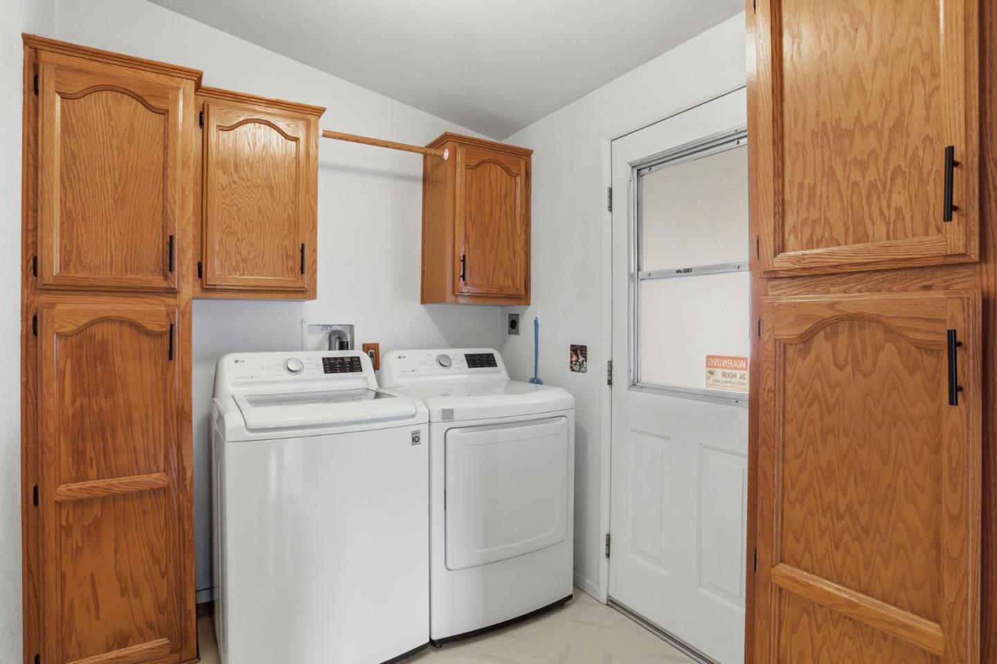 Detail Gallery Image 31 of 37 For 1220 Tasman Dr #142,  Sunnyvale,  CA 94089 - 3 Beds | 2 Baths