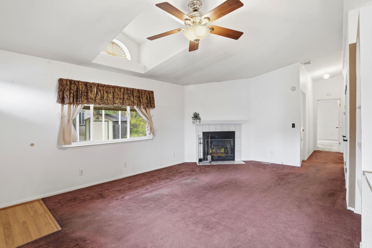 Detail Gallery Image 7 of 37 For 1220 Tasman Dr #142,  Sunnyvale,  CA 94089 - 3 Beds | 2 Baths