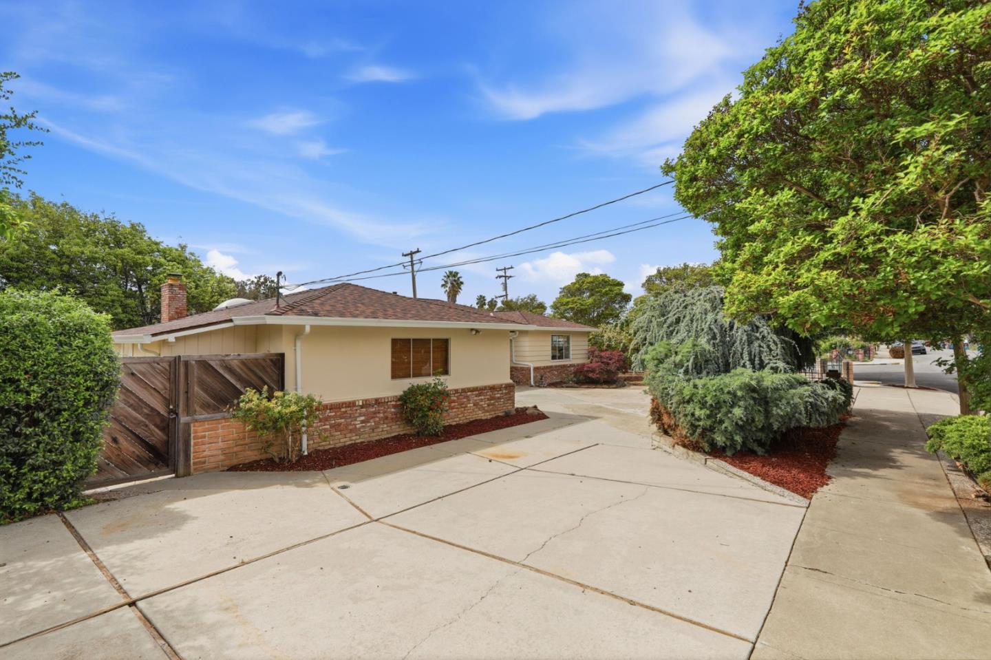 247 Delia Street, San Jose, CA, 95127