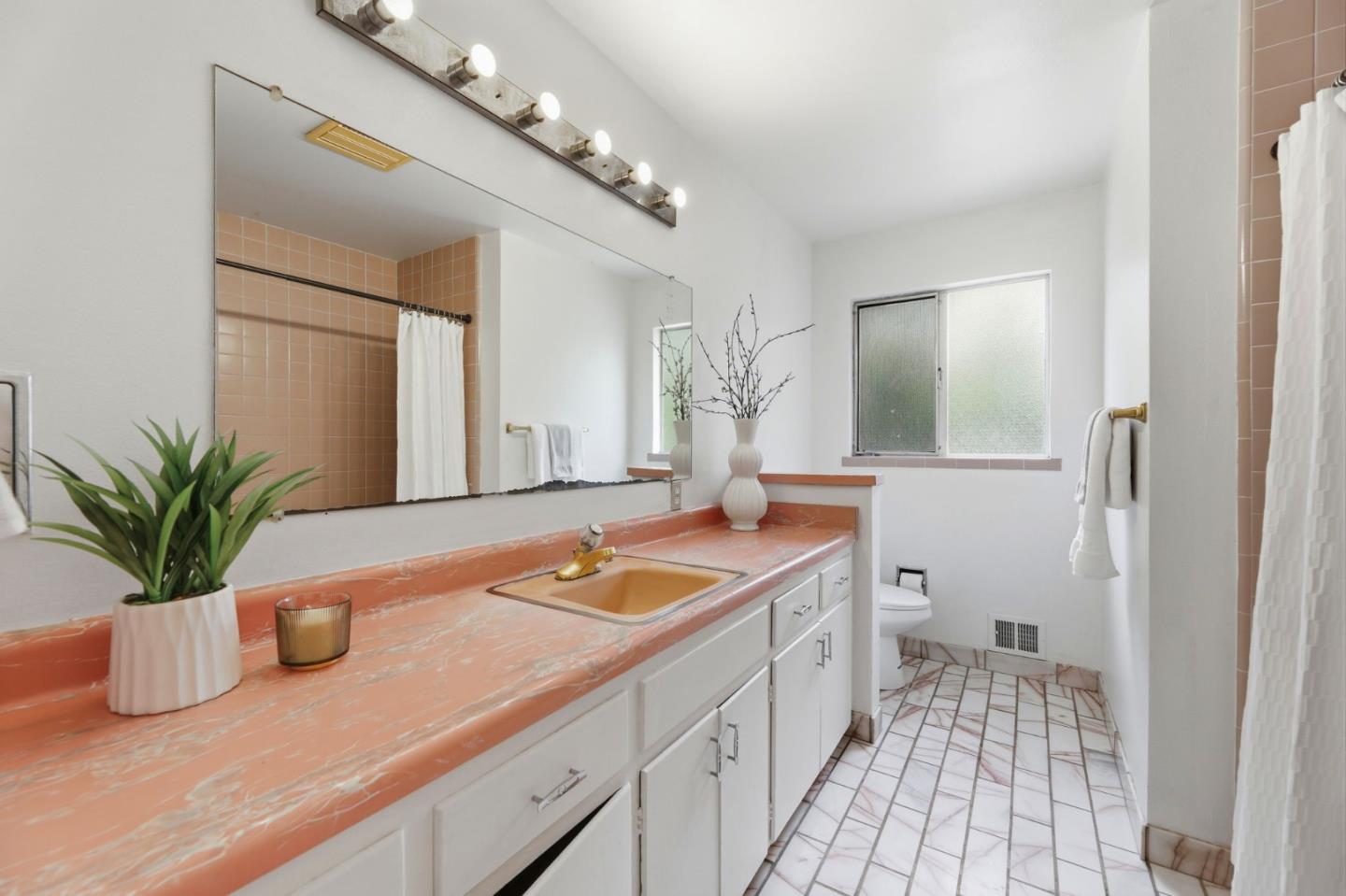 247 Delia Street, San Jose, CA, 95127