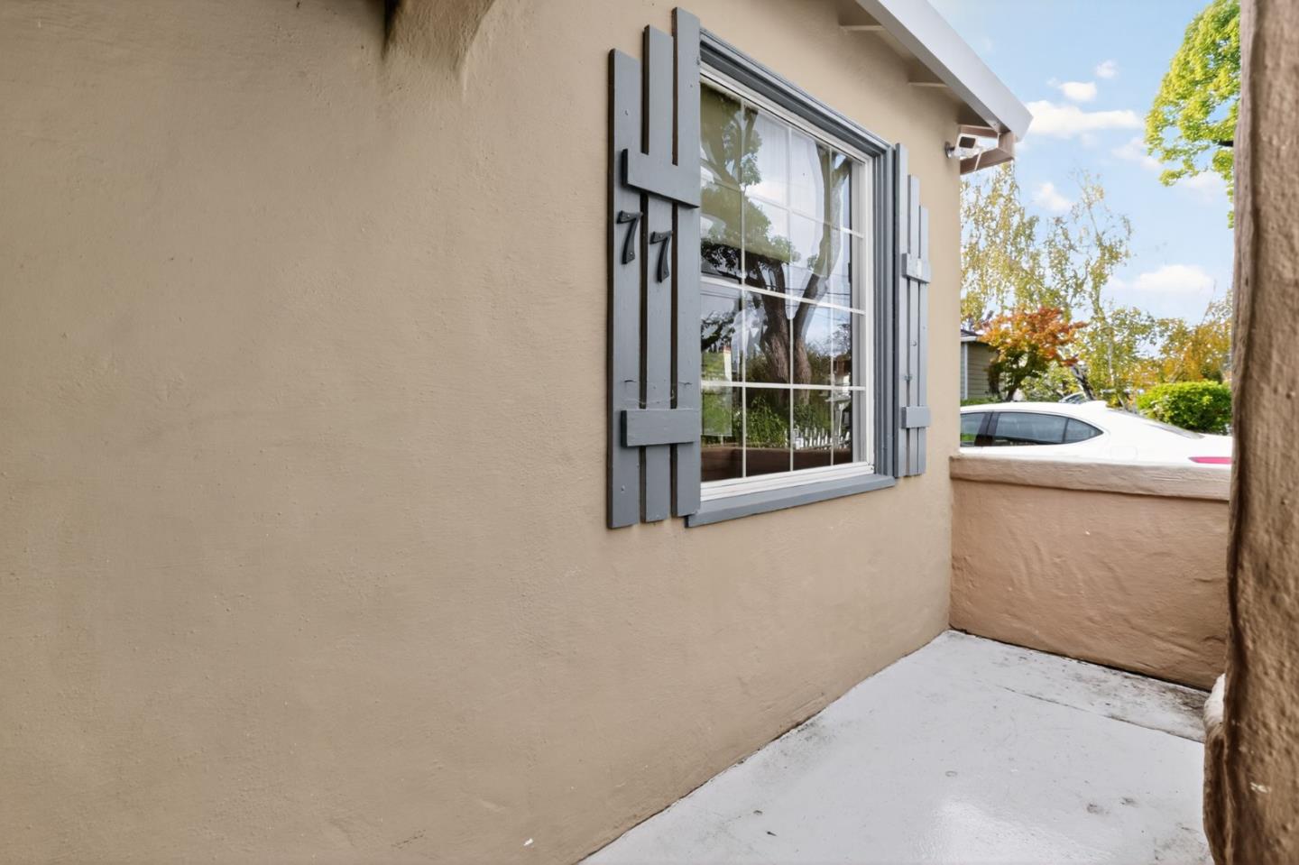 Detail Gallery Image 4 of 20 For 77 Sunnyslope Ave, San Jose,  CA 95127 - 2 Beds | 1 Baths