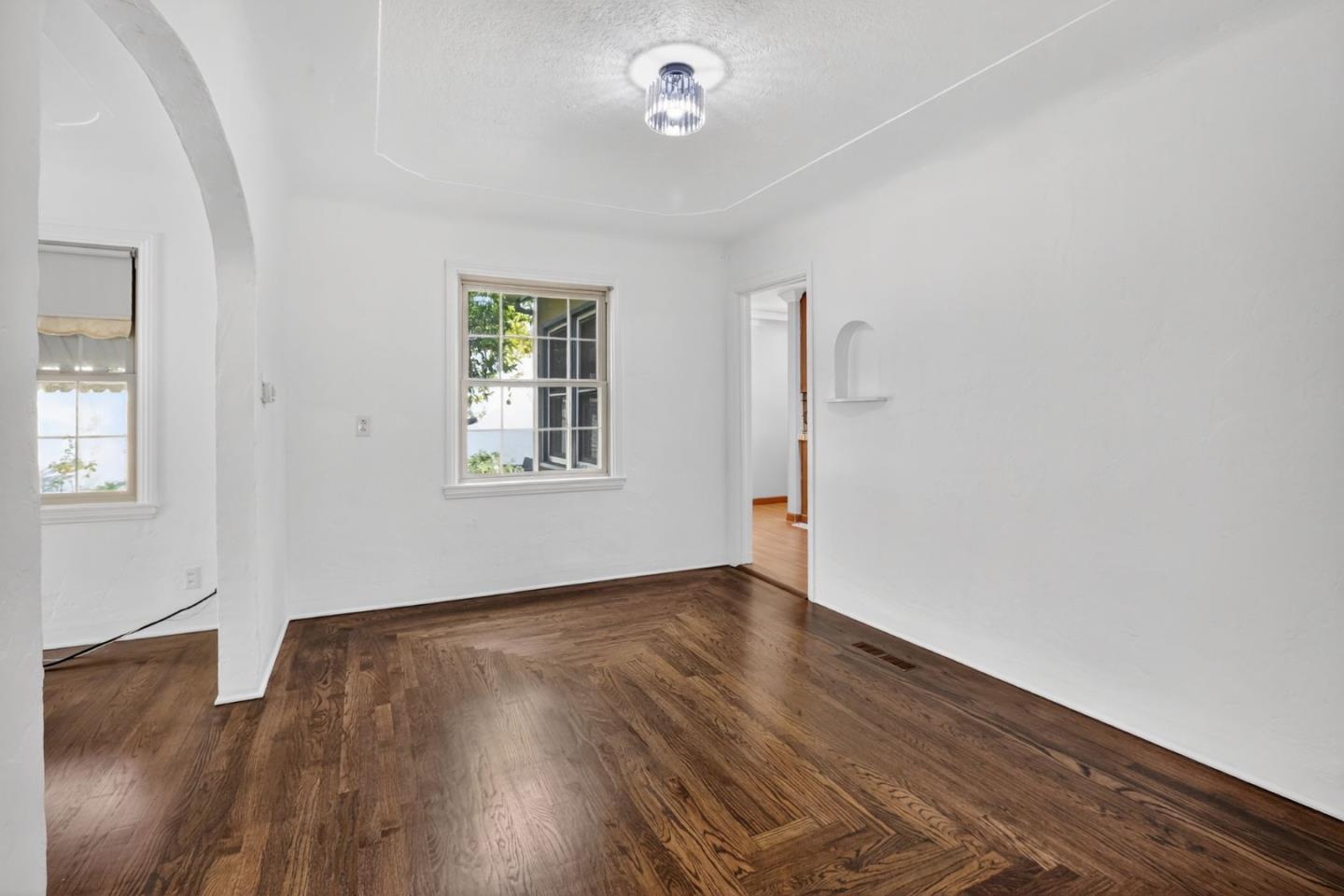 Detail Gallery Image 8 of 20 For 77 Sunnyslope Ave, San Jose,  CA 95127 - 2 Beds | 1 Baths