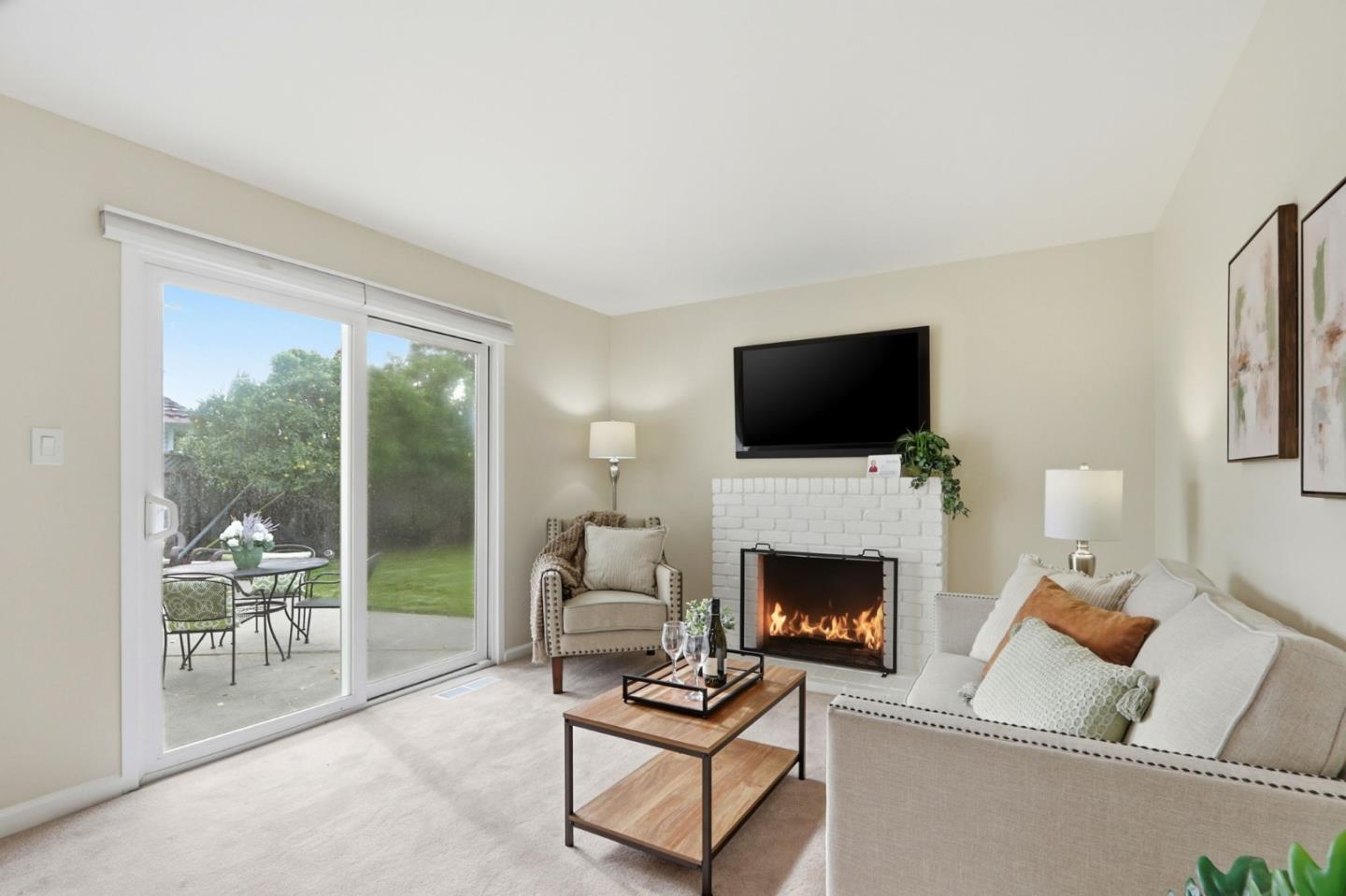 Detail Gallery Image 10 of 44 For 2045 Treewood Ln, San Jose,  CA 95132 - 5 Beds | 2/1 Baths