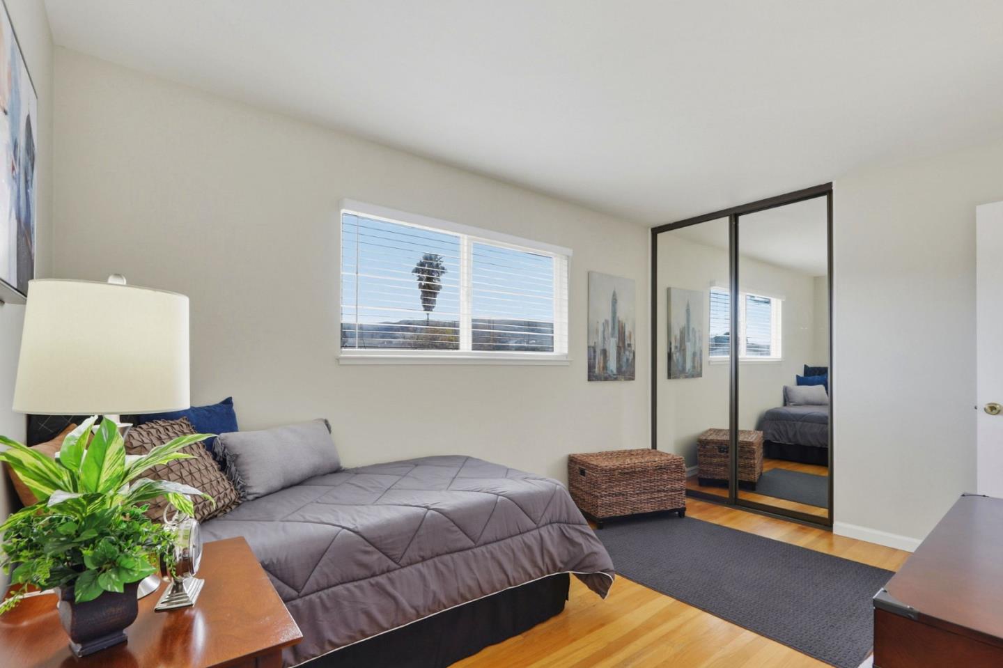 Detail Gallery Image 33 of 44 For 2045 Treewood Ln, San Jose,  CA 95132 - 5 Beds | 2/1 Baths