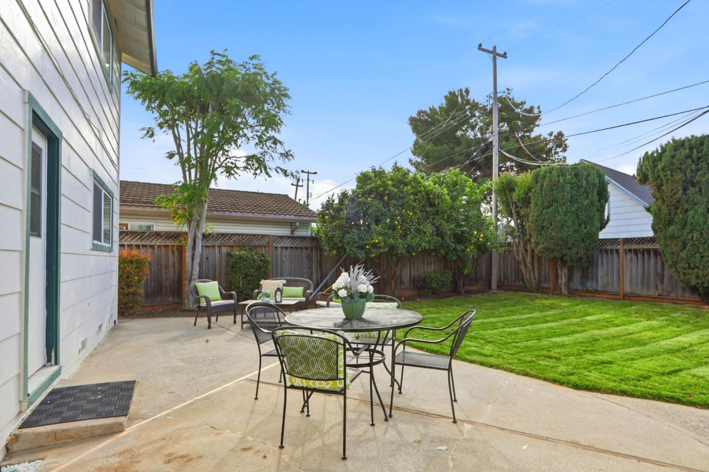 Detail Gallery Image 40 of 44 For 2045 Treewood Ln, San Jose,  CA 95132 - 5 Beds | 2/1 Baths