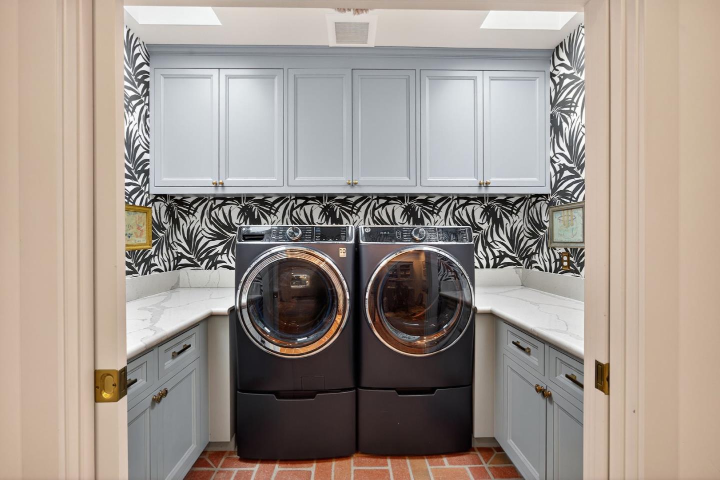 Detail Gallery Image 41 of 62 For 2477 Westgate Ave, San Jose,  CA 95125 - 4 Beds | 3/1 Baths