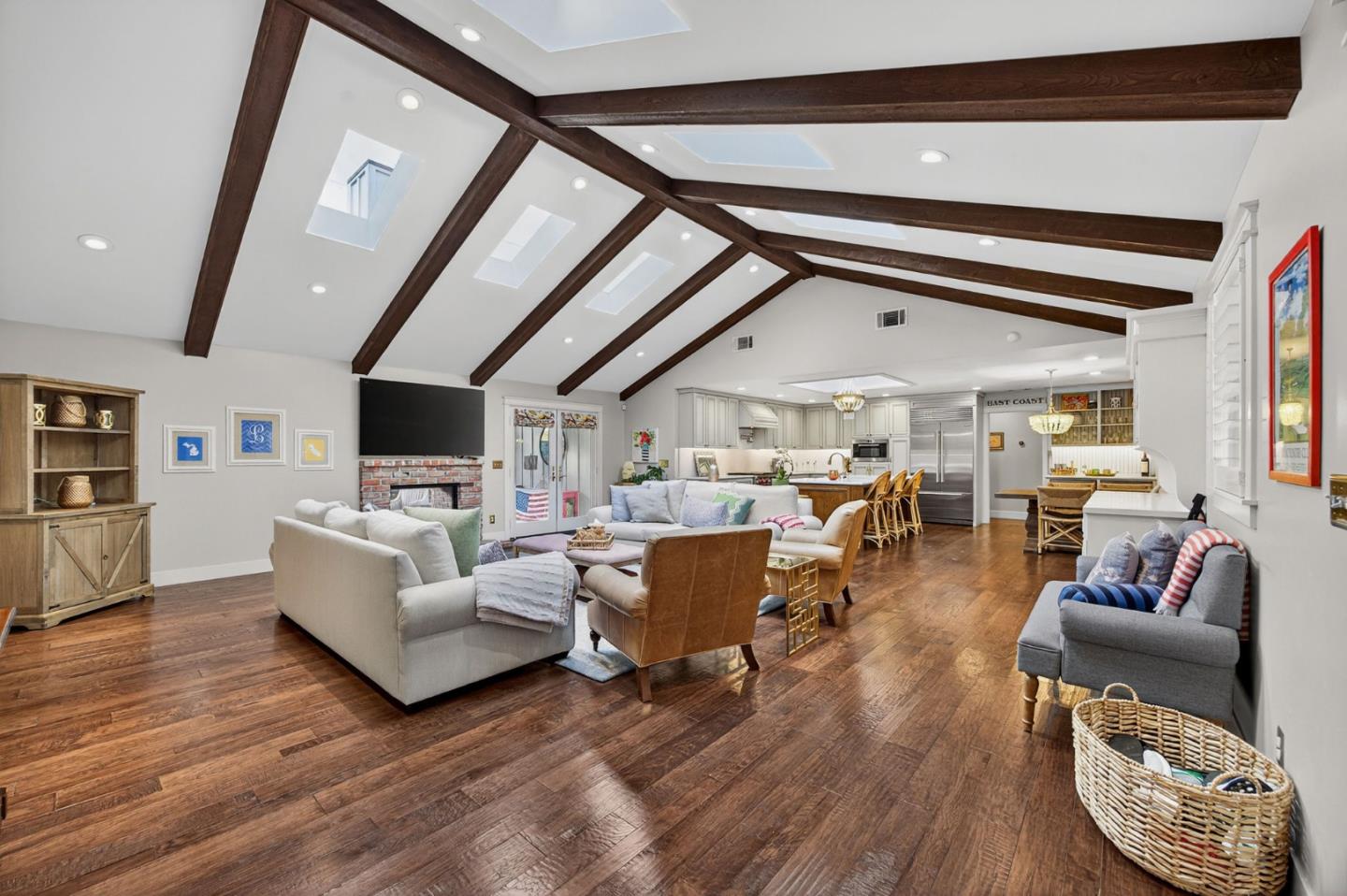 Detail Gallery Image 5 of 62 For 2477 Westgate Ave, San Jose,  CA 95125 - 4 Beds | 3/1 Baths